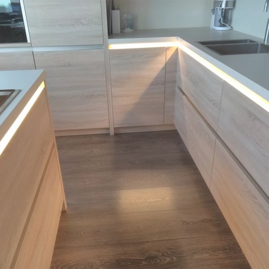 10 meter led strip constant current warm wit 3000 Kelvin - 600 leds 24V met IP20 bescherming