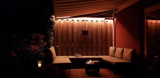 2 meter RGBW led strip voor buiten complete set