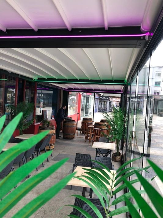 8 meter RGB Neon LED flex Midi Recht - complete set neon verlichting met grondspiezen