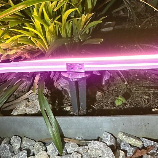 9 meter RGB Neon LED flex Midi Recht - complete set neon verlichting met grondspiezen