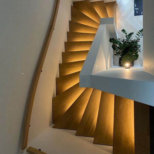 Dynamische trapverlichting set 50 cm voor max. 16 treden inclusief sensoren, afstandsbediening en 9 programma's - Warm wit licht