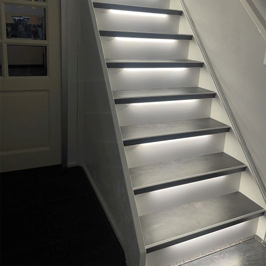 Dynamische trapverlichting set Premium 50 cm met profiel