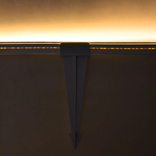 Grondspies ten behoeve van neon ledstrips