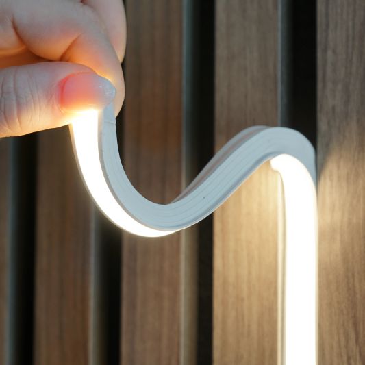 Led strip in flexibel wit inbouwprofiel | helder wit | 1 meter