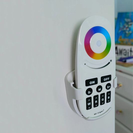 Luxe touch RF afstandsbed. + Wifi RGBW