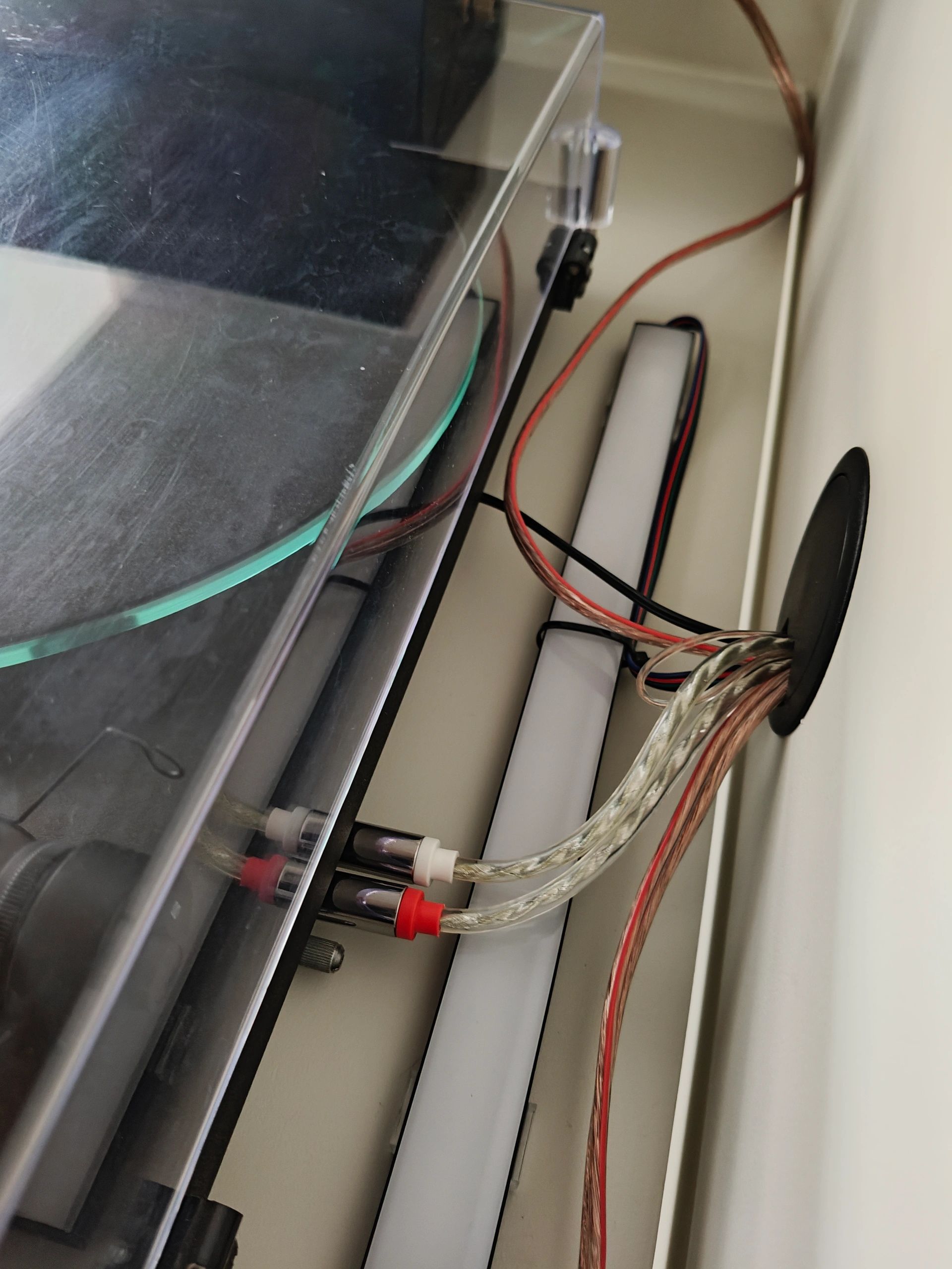 Aluminium ledstrip profiel zwart opbouw 1M - breed en laag - compleet met afdekkap