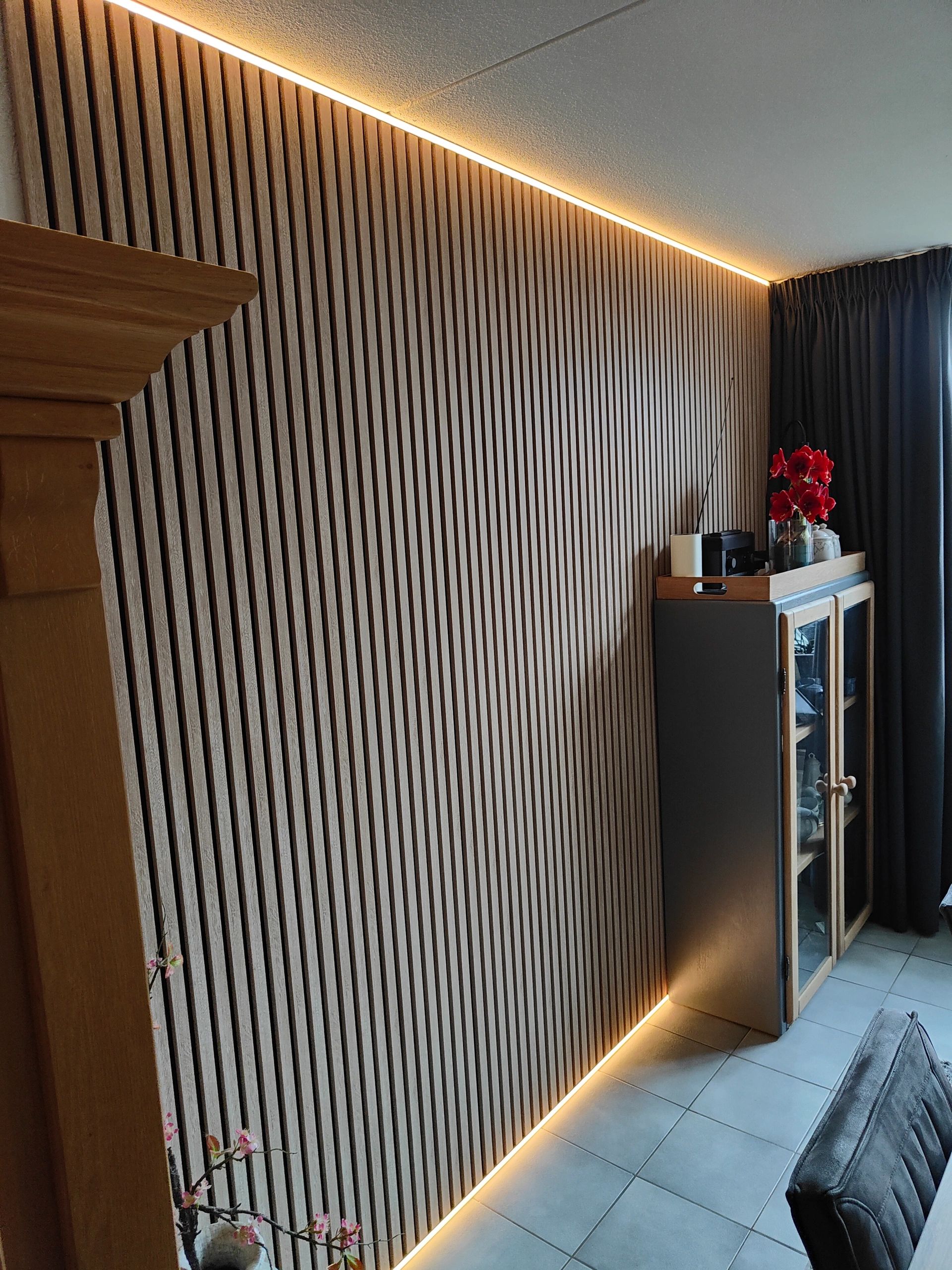 Aluminium ledstrip profiel zwart opbouw 3M - 15 mm hoog - compleet met afdekkap