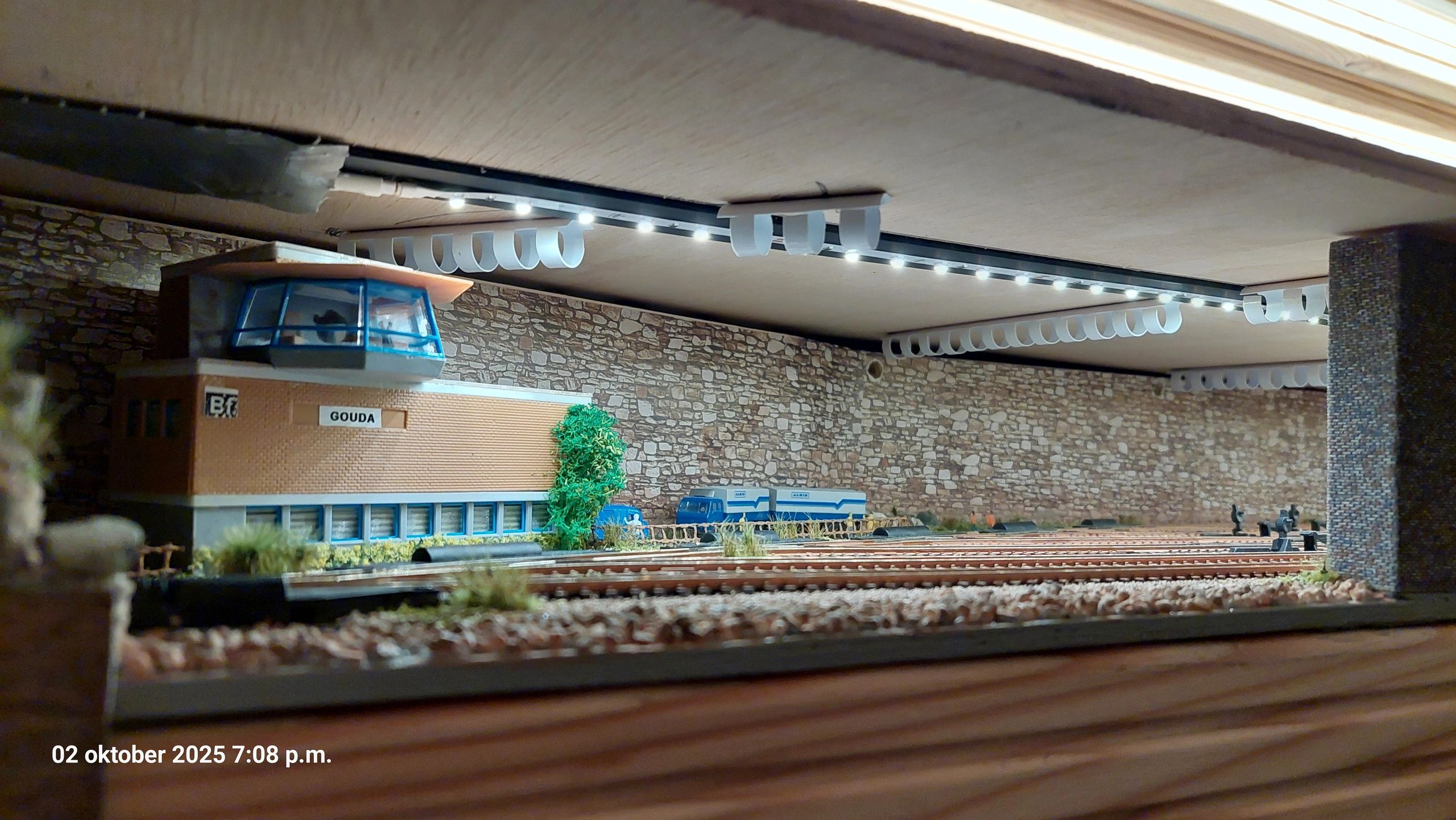 Snoerdimmer 'basic' in zwart of wit