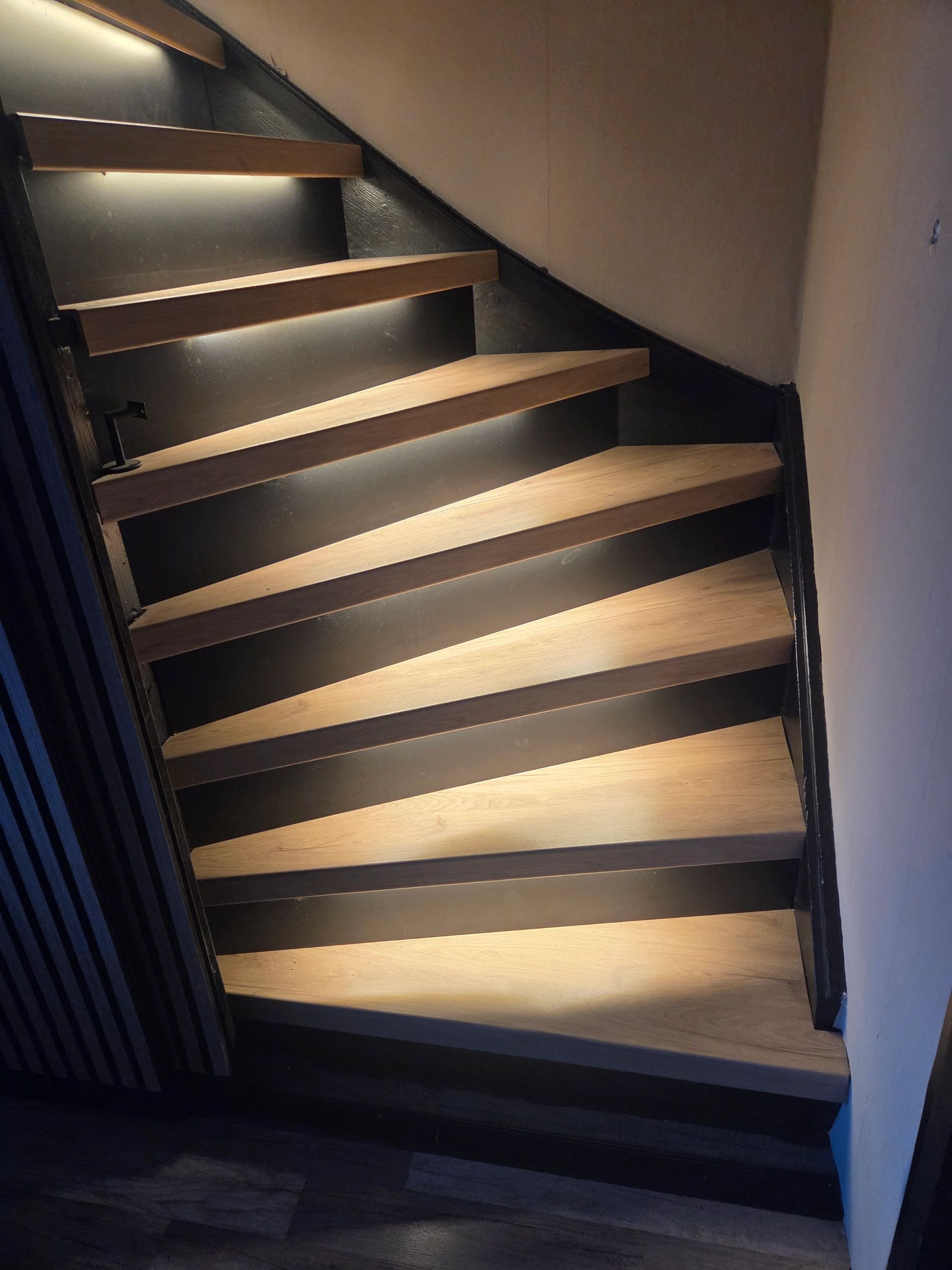 Trapverlichting COB led strip Warm Wit complete set 130 CM