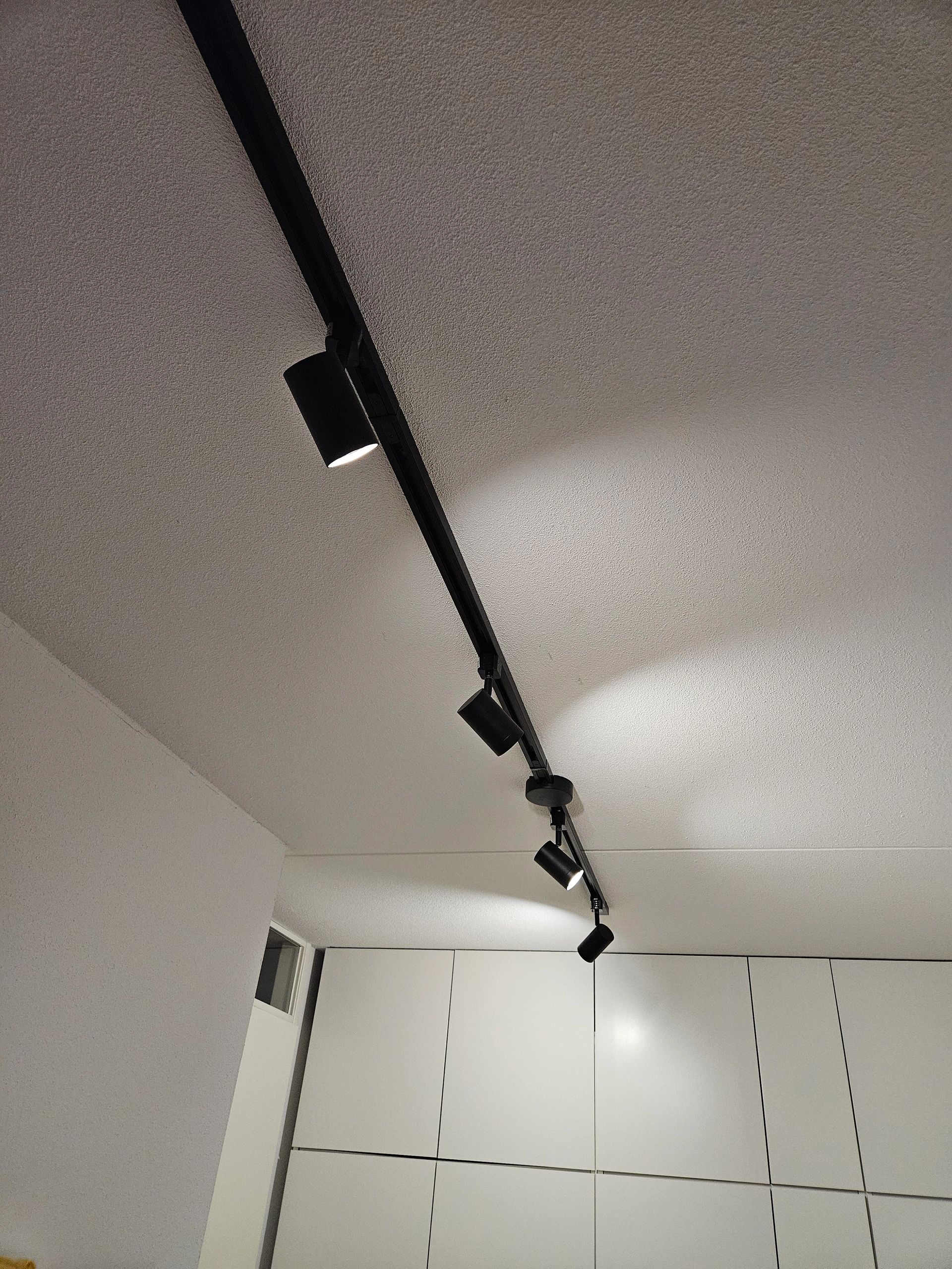 Zigbee LED spot RGBWW GU10 fitting - 5 Watt - Voordeelset van 3