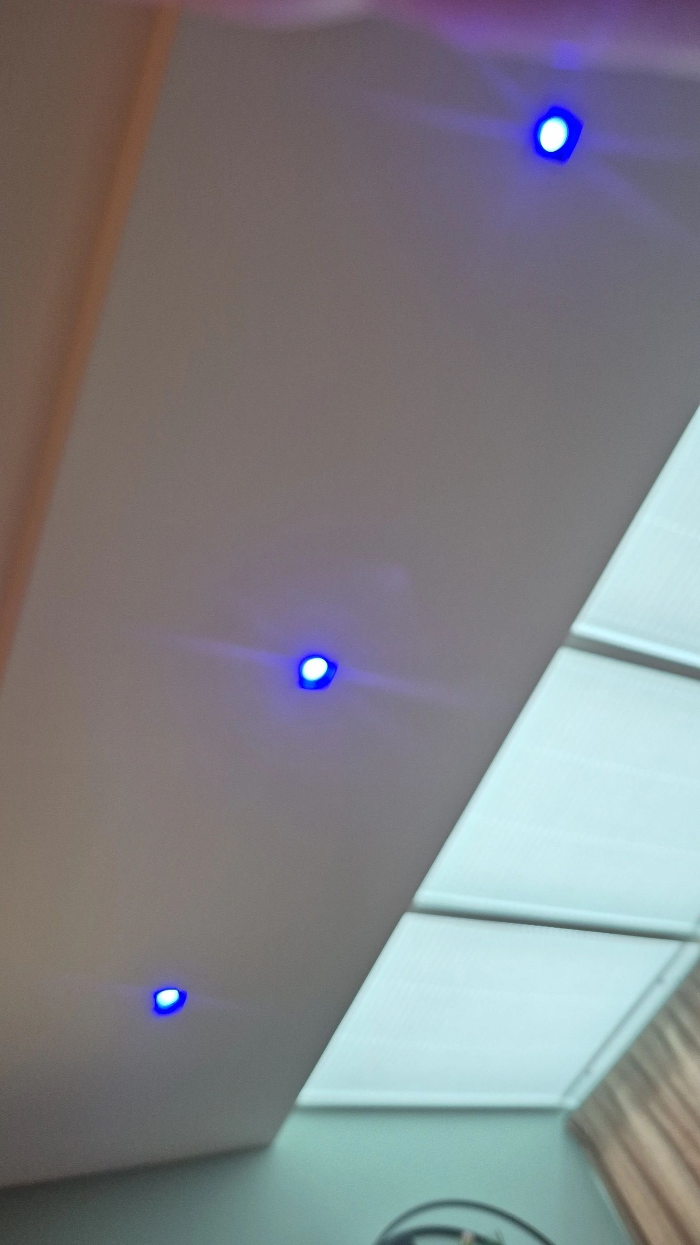 Zigbee LED spot RGBWW GU10 fitting - 5 Watt - Voordeelset van 3