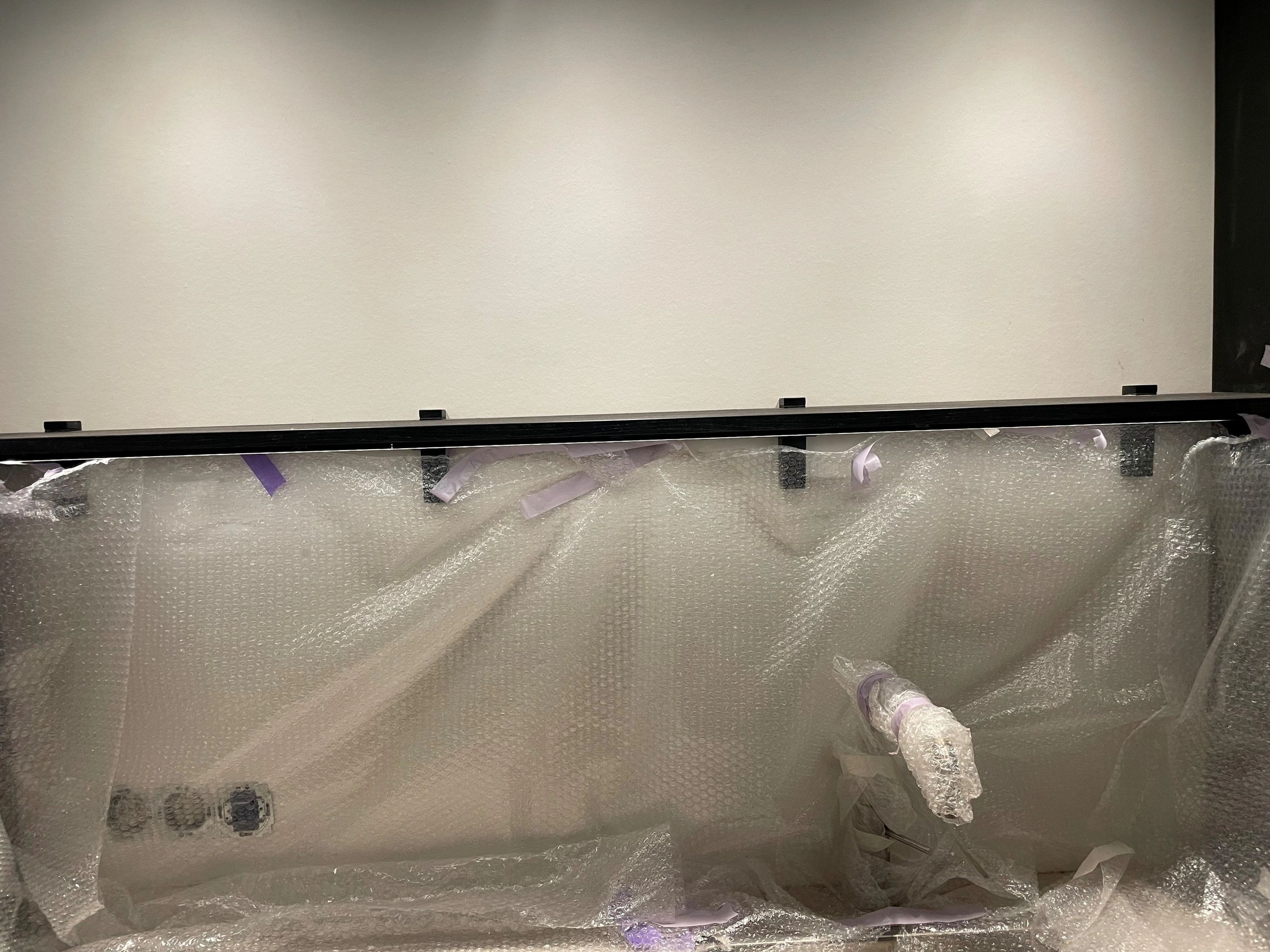 Aluminium ledstrip profiel zwart opbouw 2M - breed en laag - compleet met afdekkap