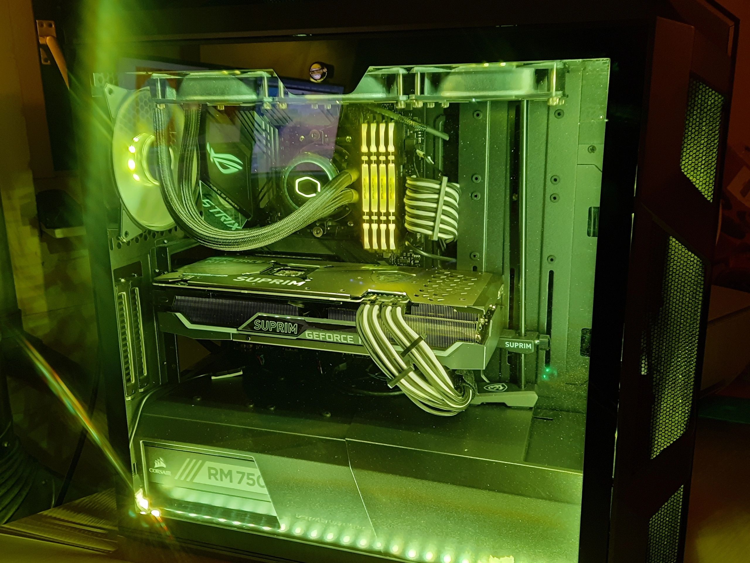 PC led strip set 1 meter RGB Premium