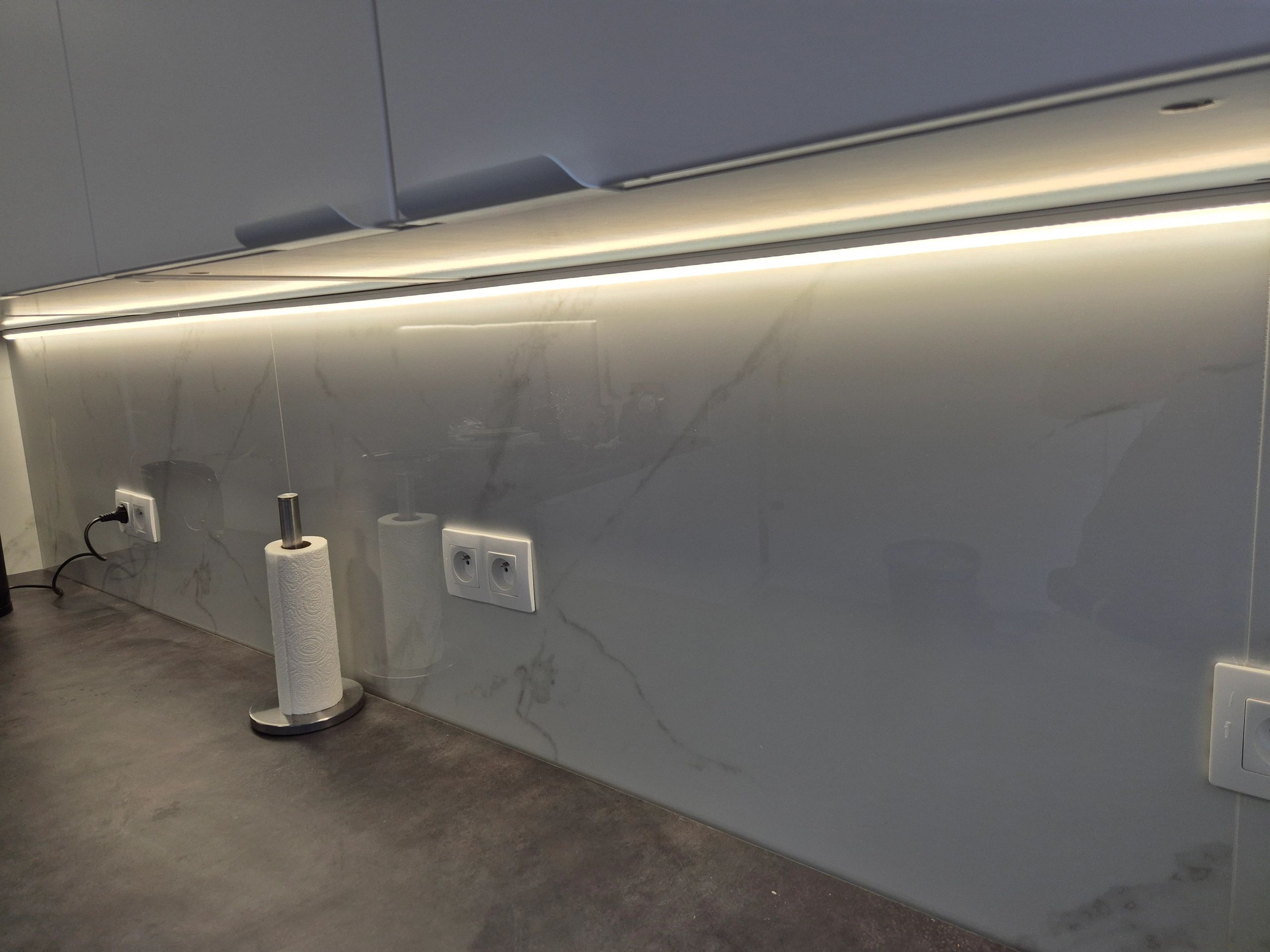 Ledstrip profiel opbouw Breed model - compleet met ronde afdekkap 1,5 meter