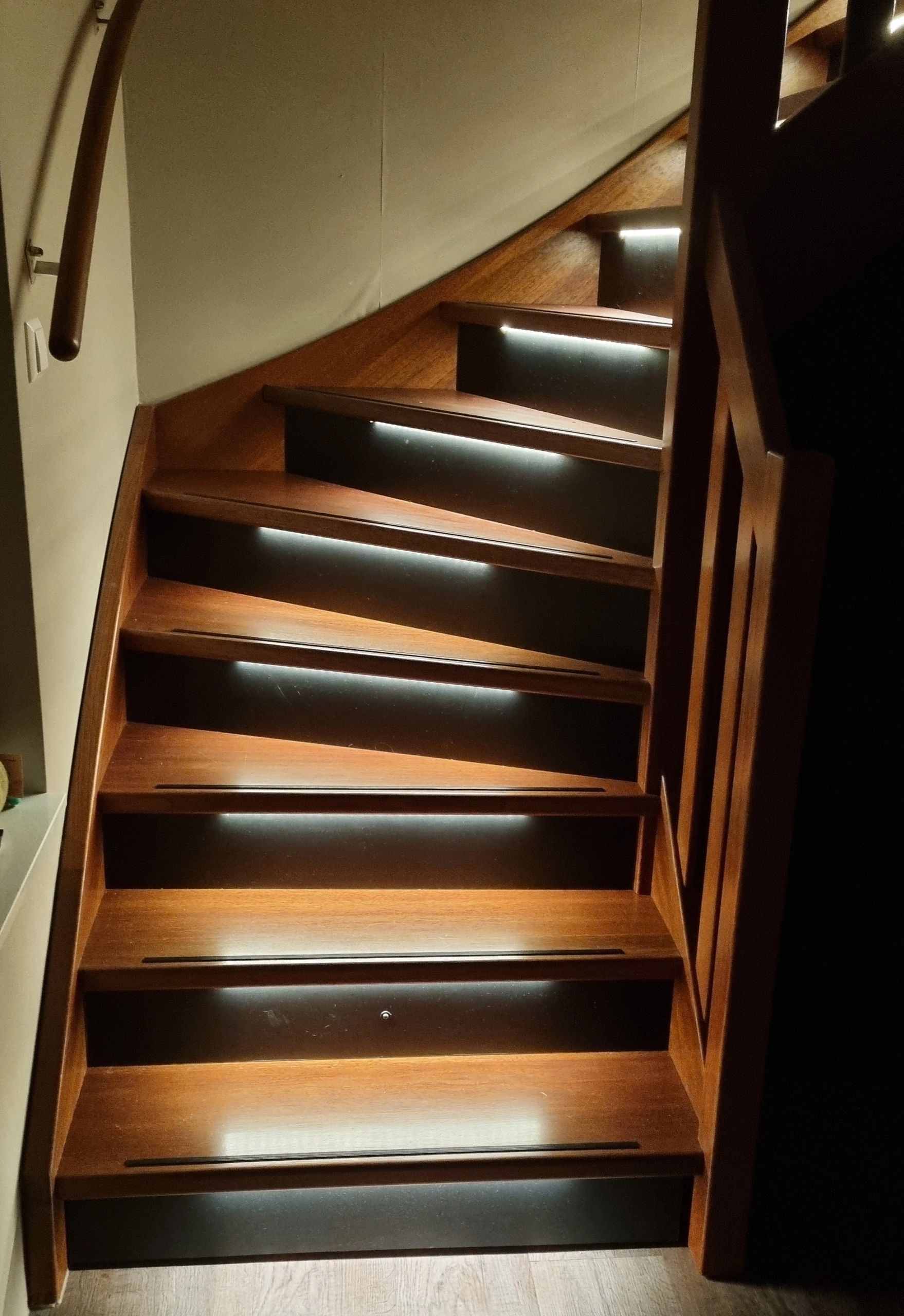 Trapverlichting COB led strip Warm Wit complete set 50 CM