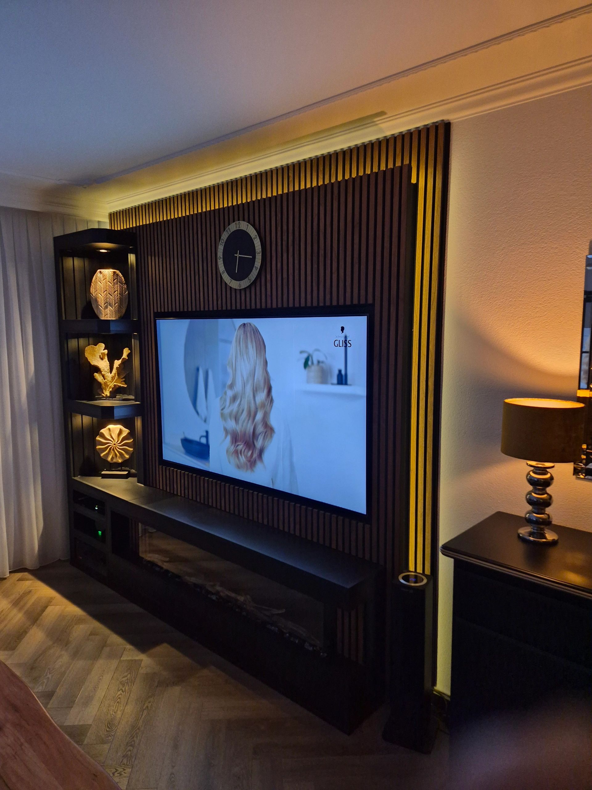 Ledstrip profiel opbouw Hoog model - compleet inclusief afdekkap 1 meter 15 mm