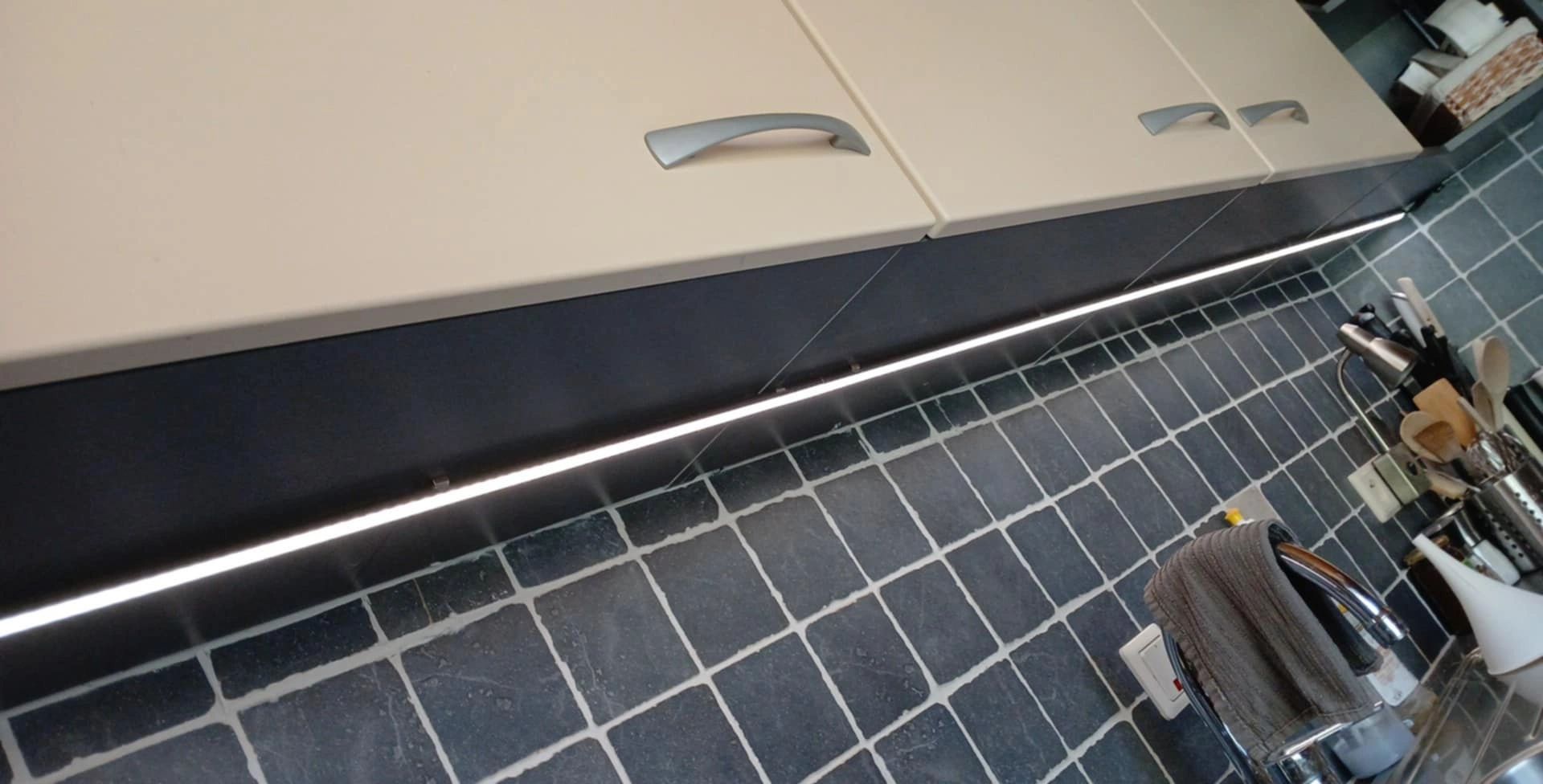 2 meter led strip HELDER WIT - 240 leds