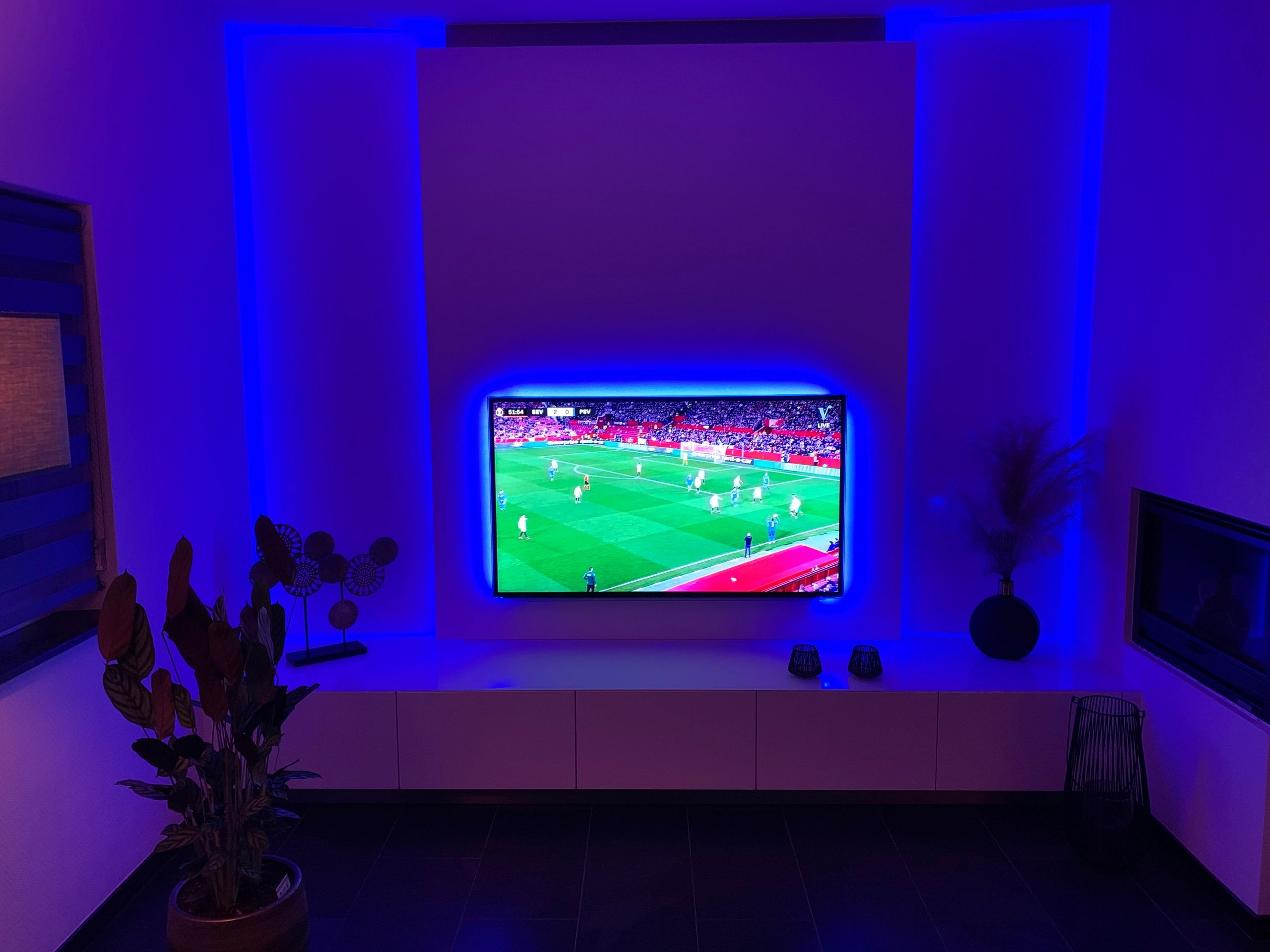 TV led strip set met 3 RGB strips voor TV’s > 60 inch