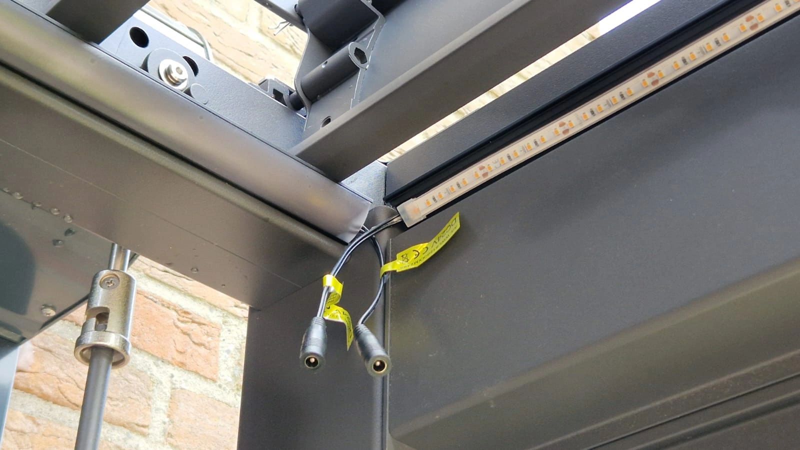 10 meter Warm Witte led strip voor buiten complete set