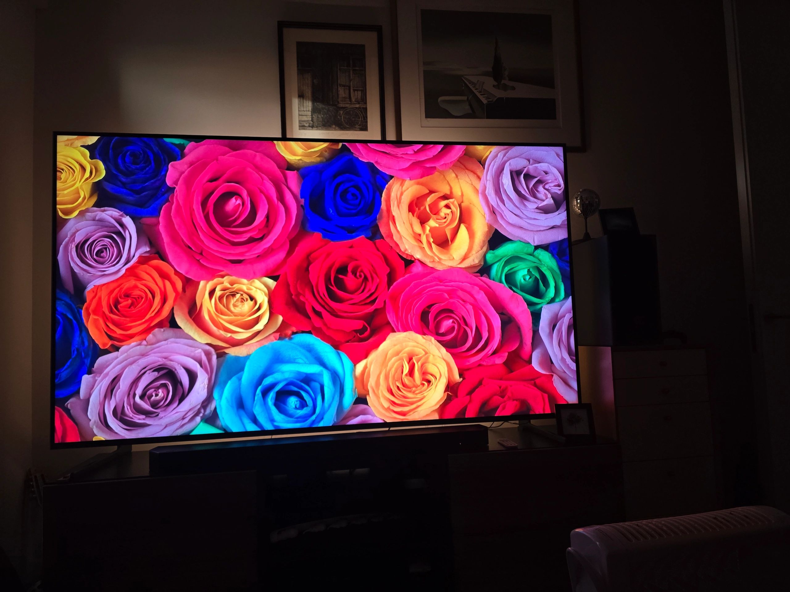 TV backlight set met 4 RGBWW ledstrips voor TV’s <32 inch