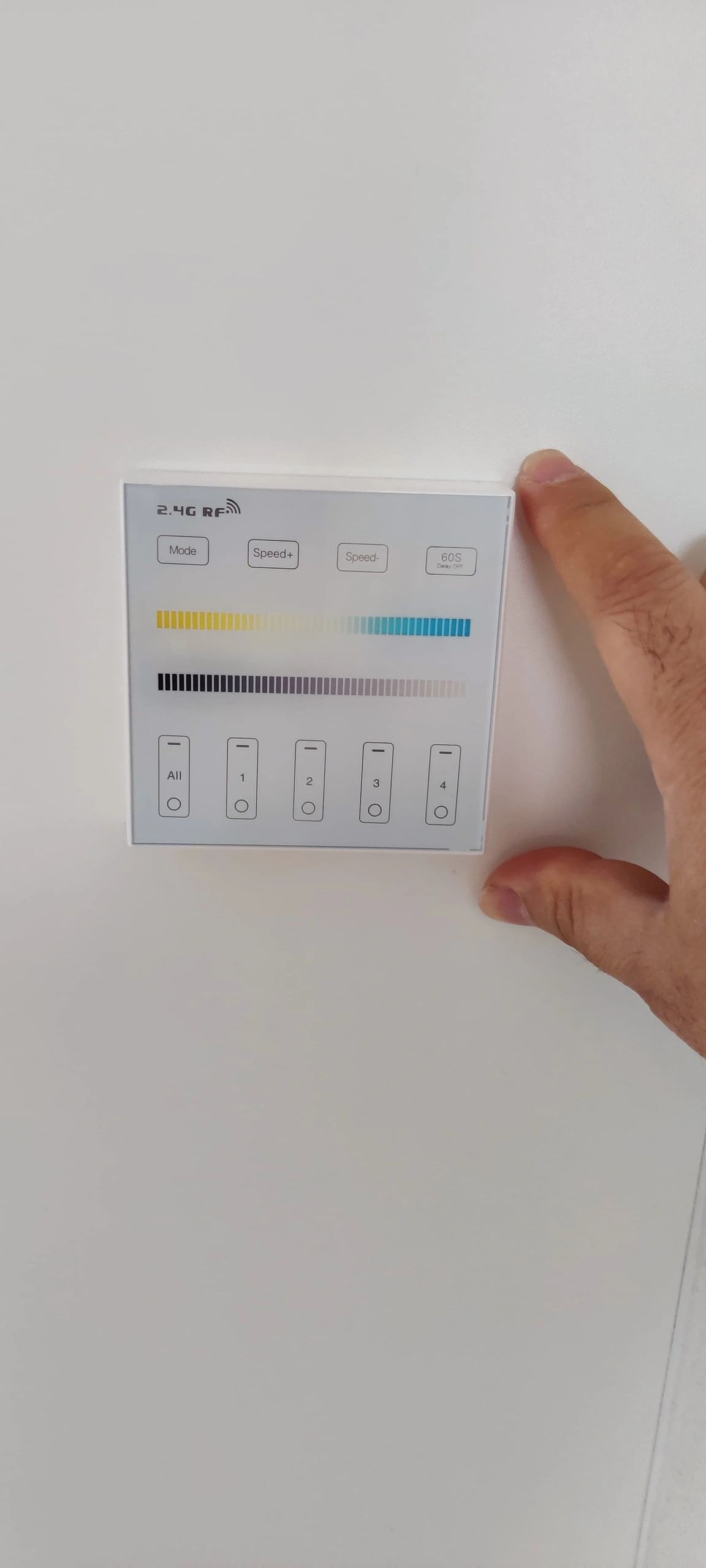 Dual White 4-zone Touch Panel op batterij