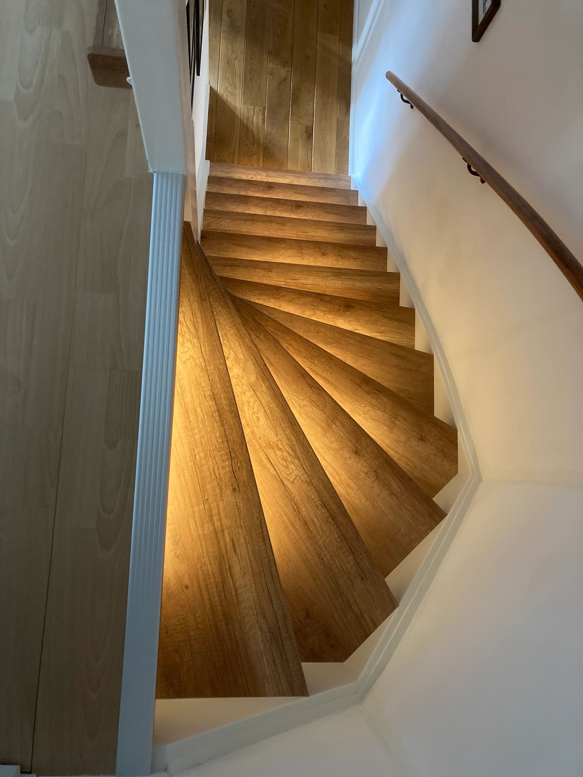 Led trapverlichting set Premium - Led strip set met profiel - Warm wit 130 cm