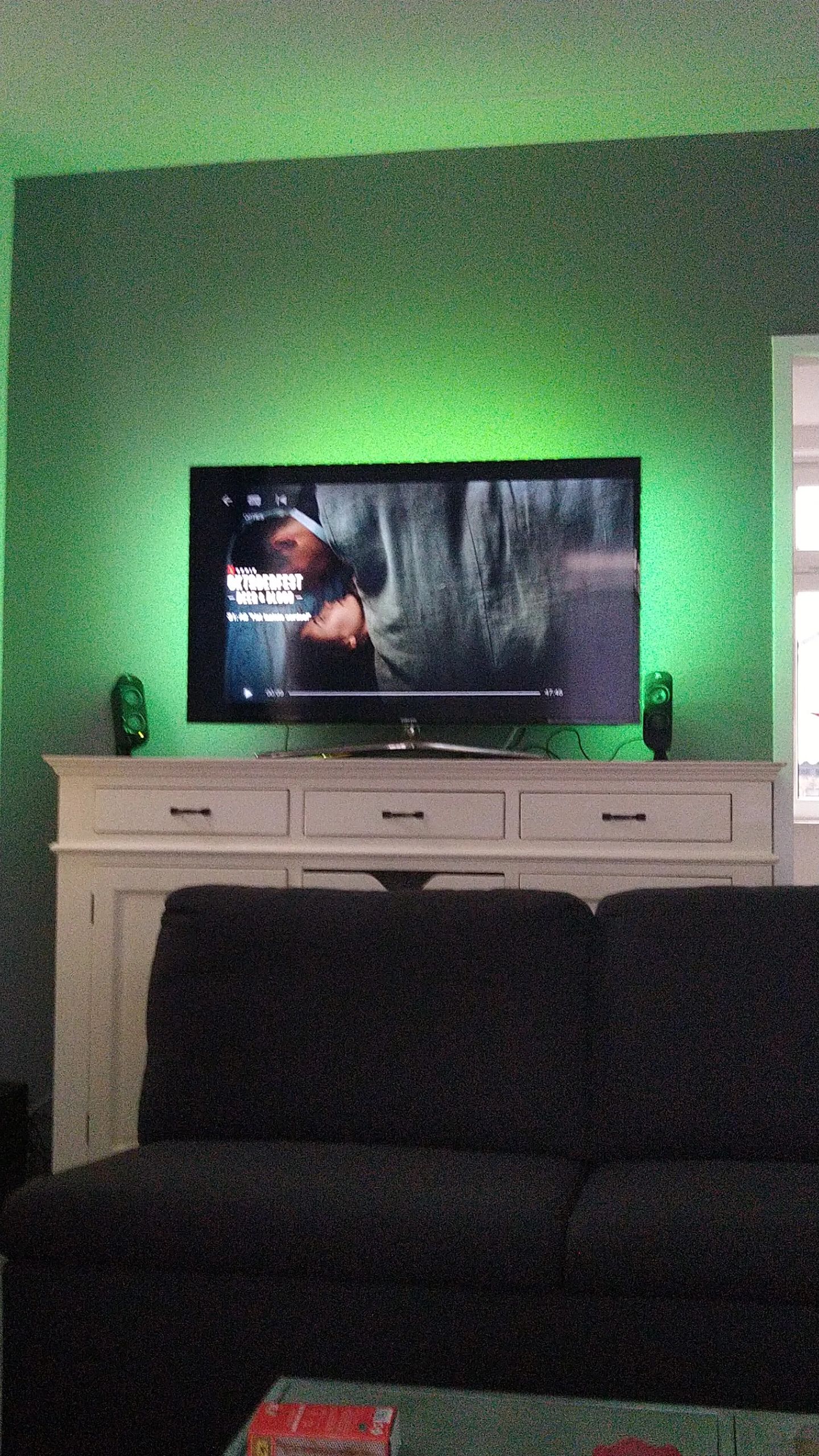 TV led strip set met 3 RGB strips voor TV’s > 60 inch
