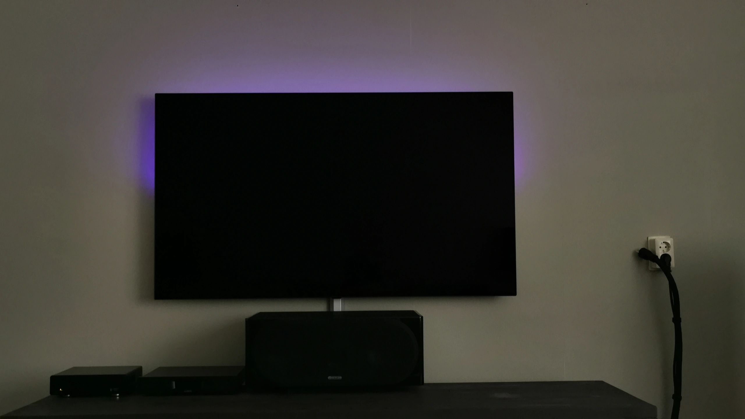 TV backlight set met 1 RGBWW ledstrip voor TV’s <32 inch