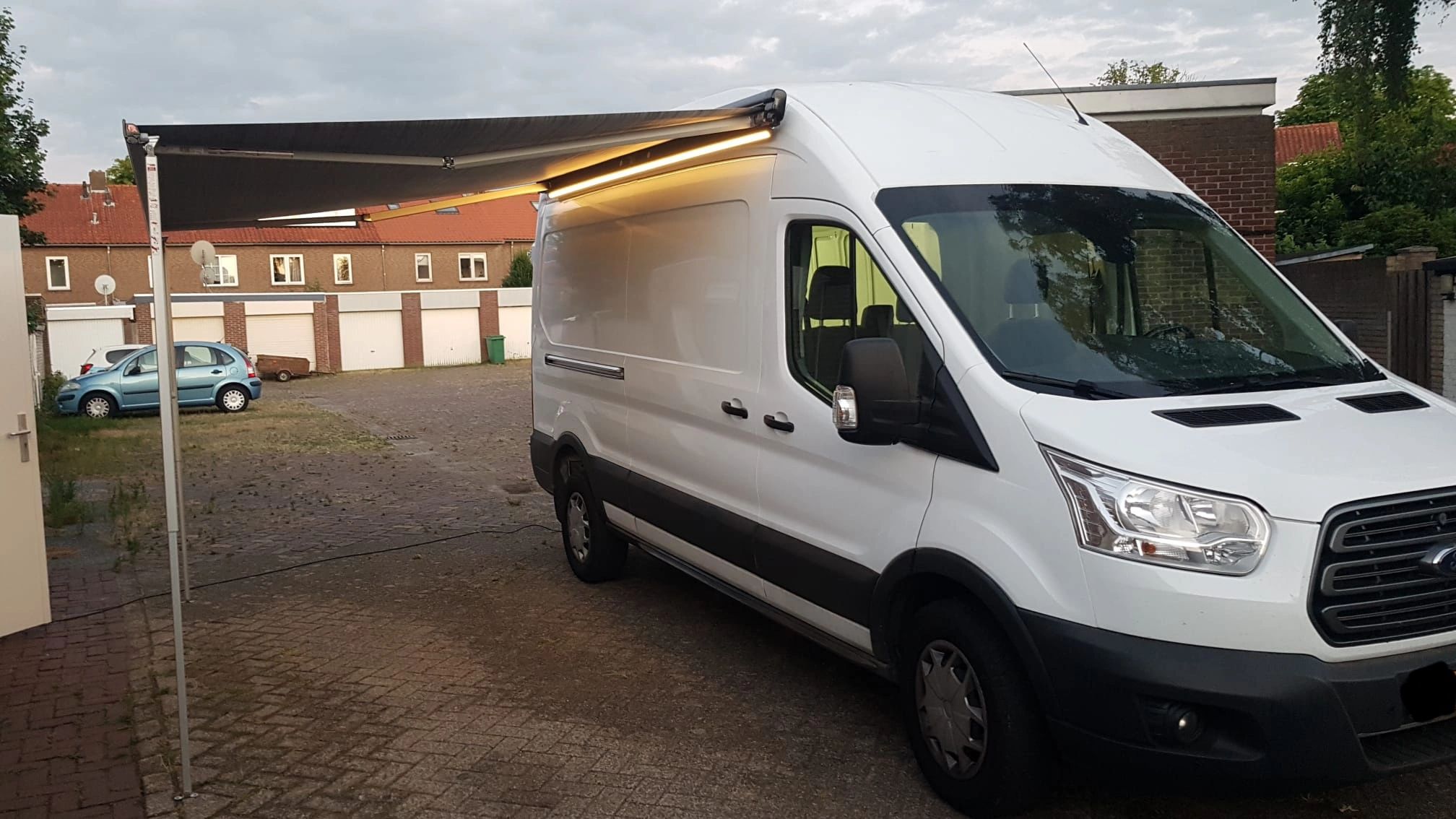 Aluminium ledstrip hoekprofiel zwart 3M breed - Compleet met afdekkap