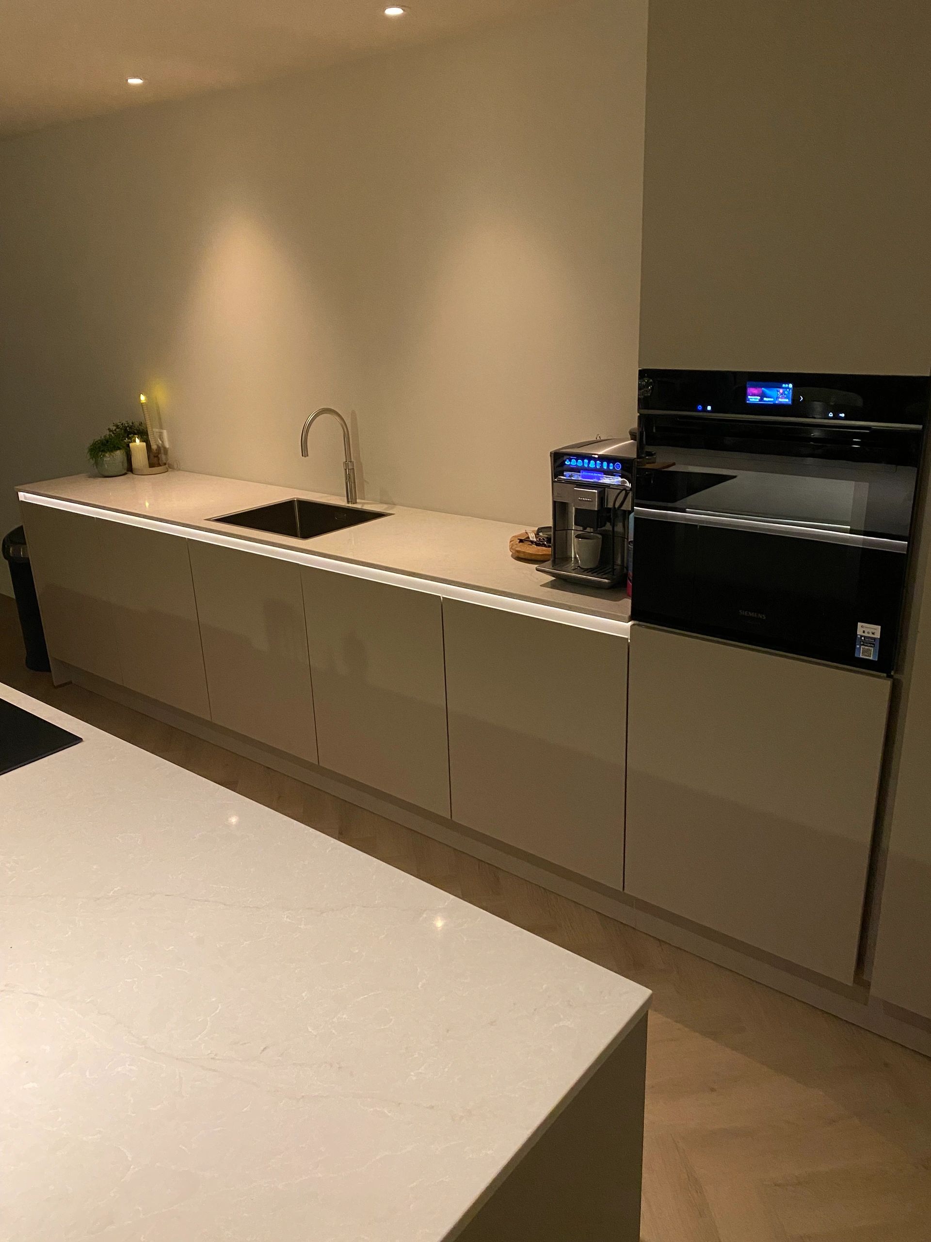 9 meter led strip Warm Wit Pro - complete set