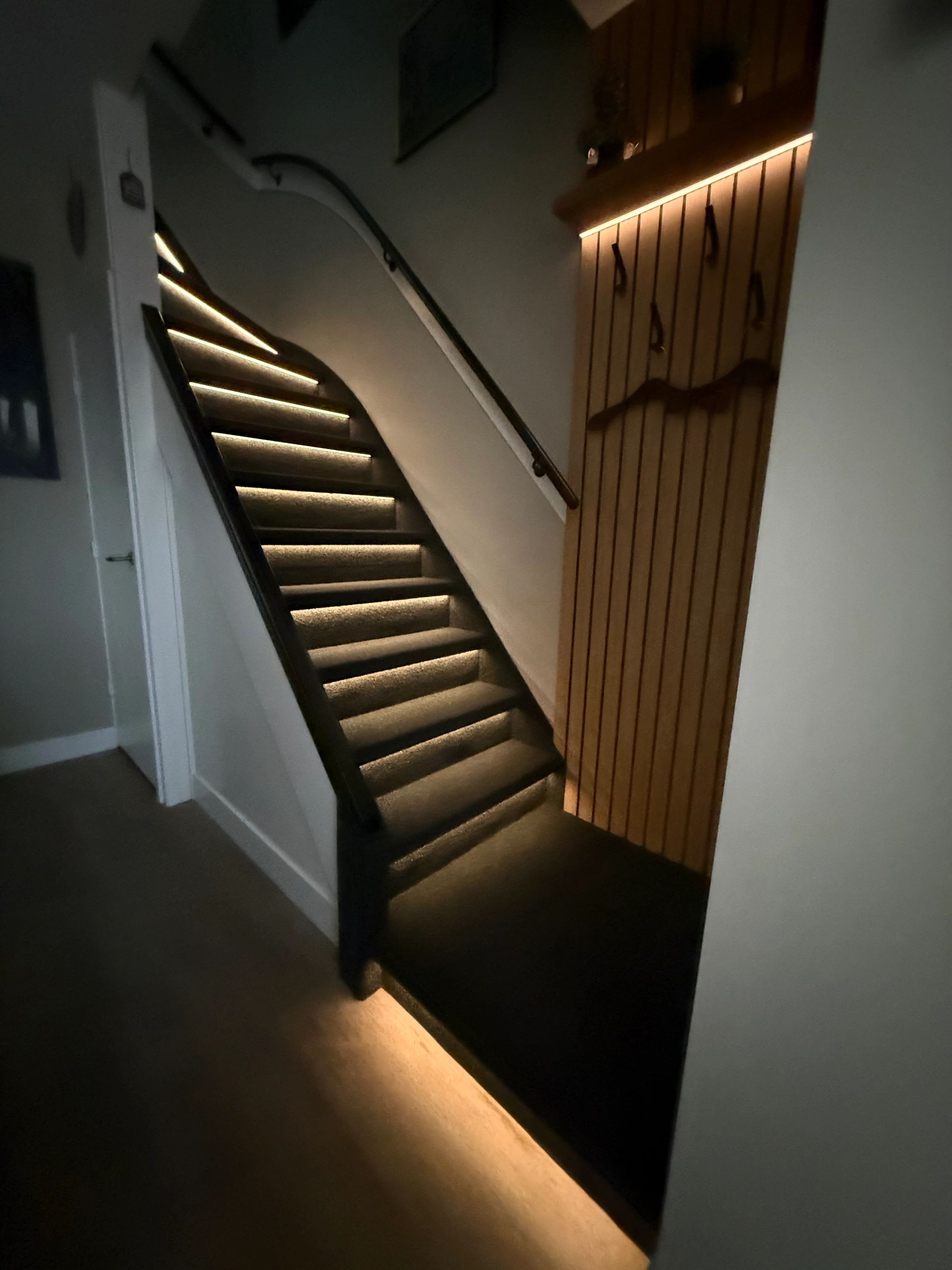 Dynamische trapverlichting set Premium 130 cm met profiel