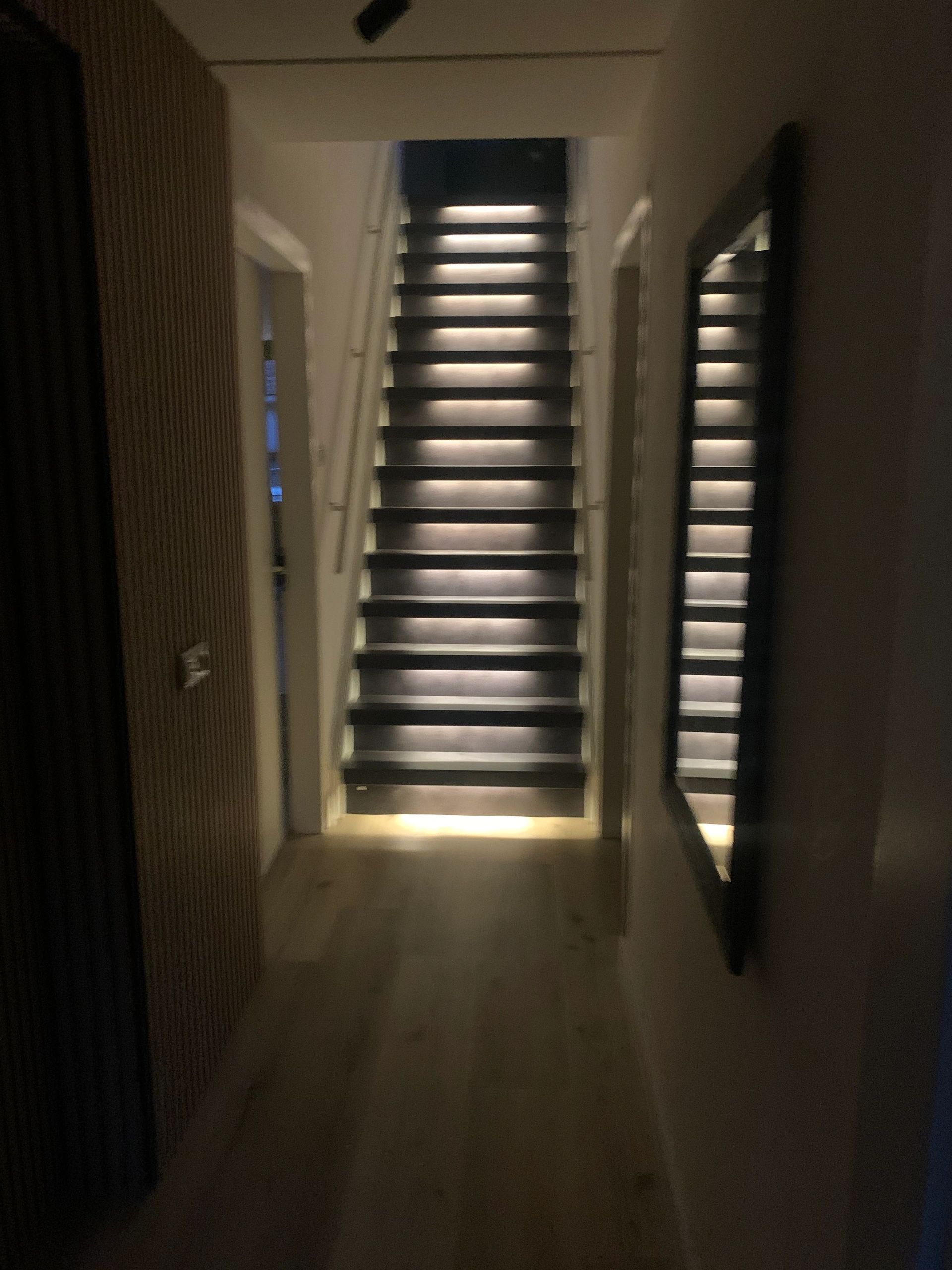 Trapverlichting Zigbee led strip Warm Wit - Complete set 50 cm