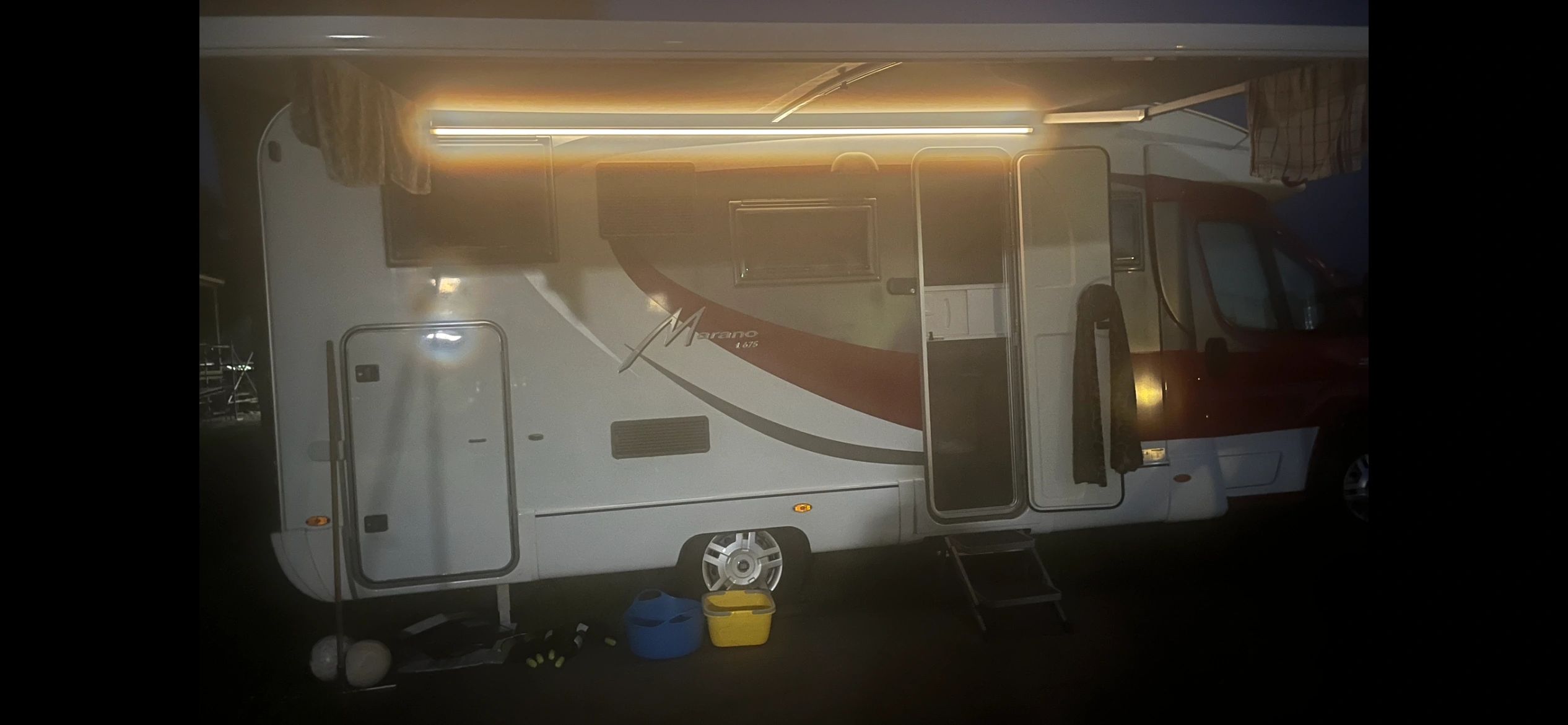 Ledstrip profiel hoek Slim line - compleet met afdekkap 3 meter