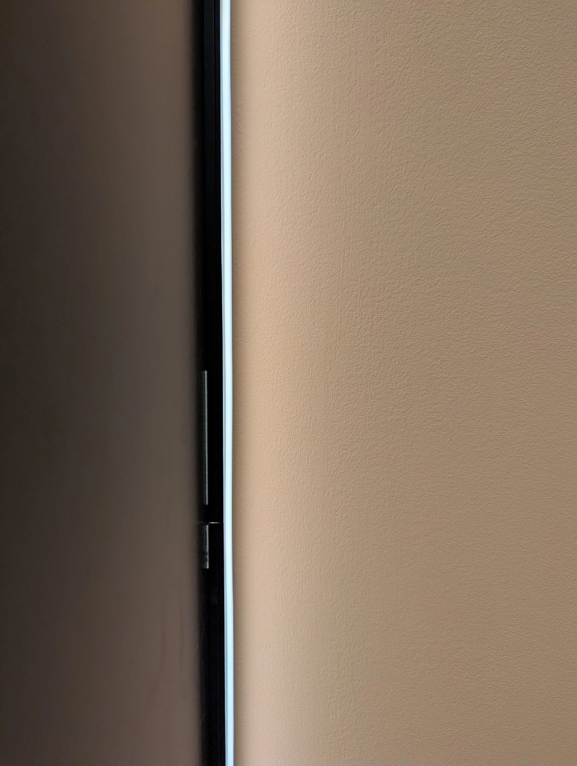 Aluminium ledstrip profiel zwart opbouw 3M - 7 mm hoog - compleet met afdekkap